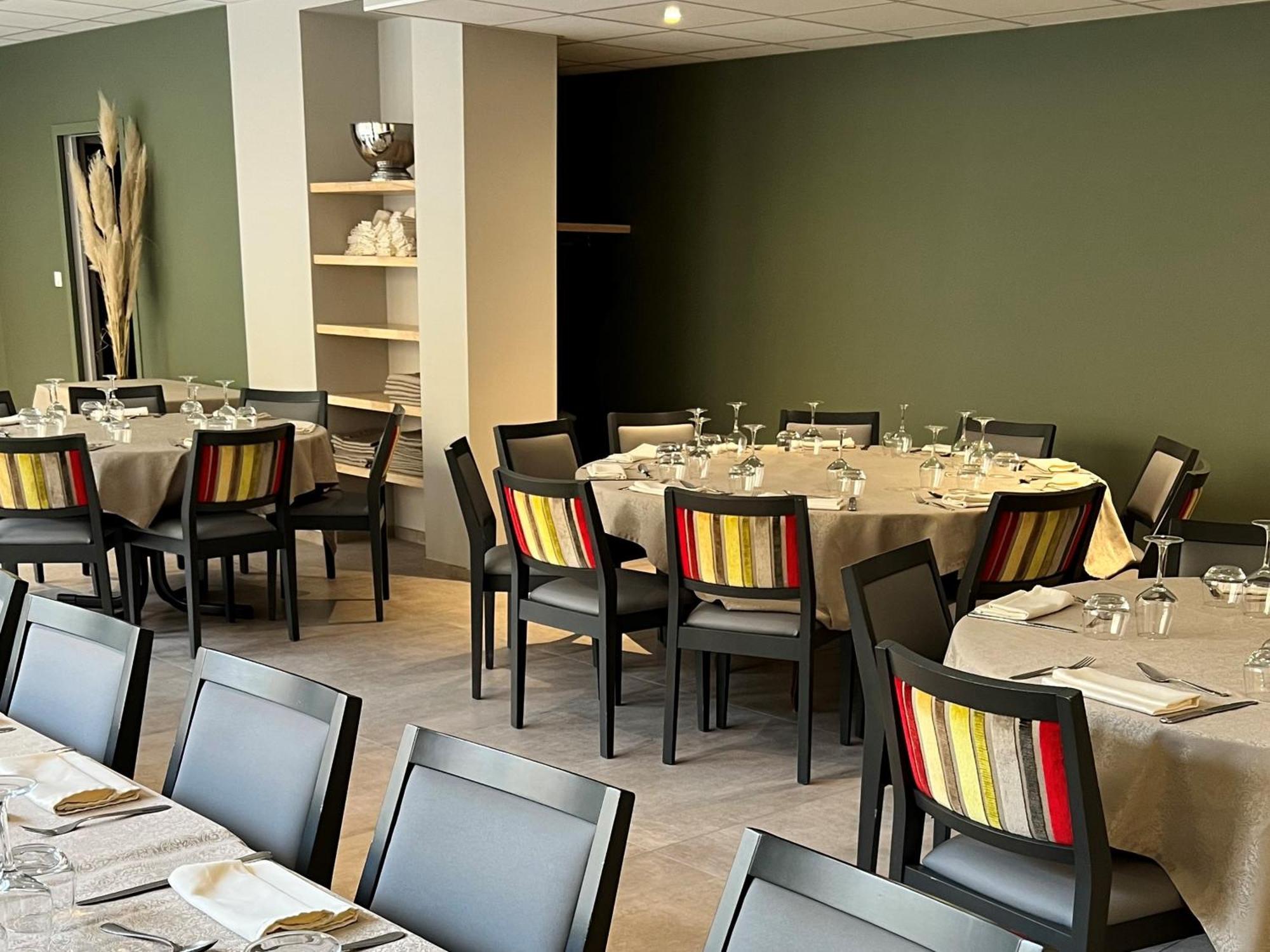 Logis Hotel Restaurant Azalees Tournon-sur-Rhone Zewnętrze zdjęcie