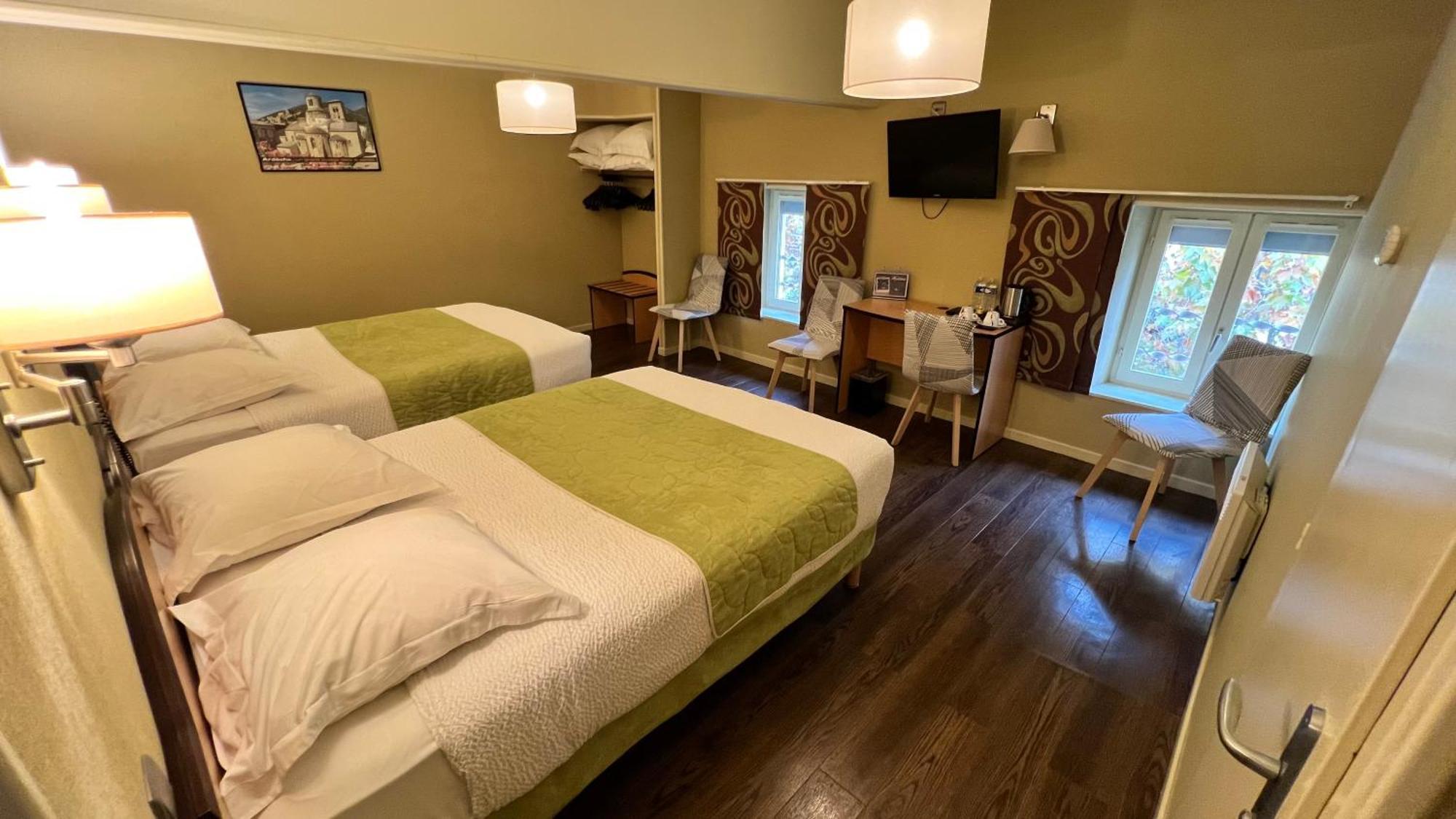 Logis Hotel Restaurant Azalees Tournon-sur-Rhone Zewnętrze zdjęcie