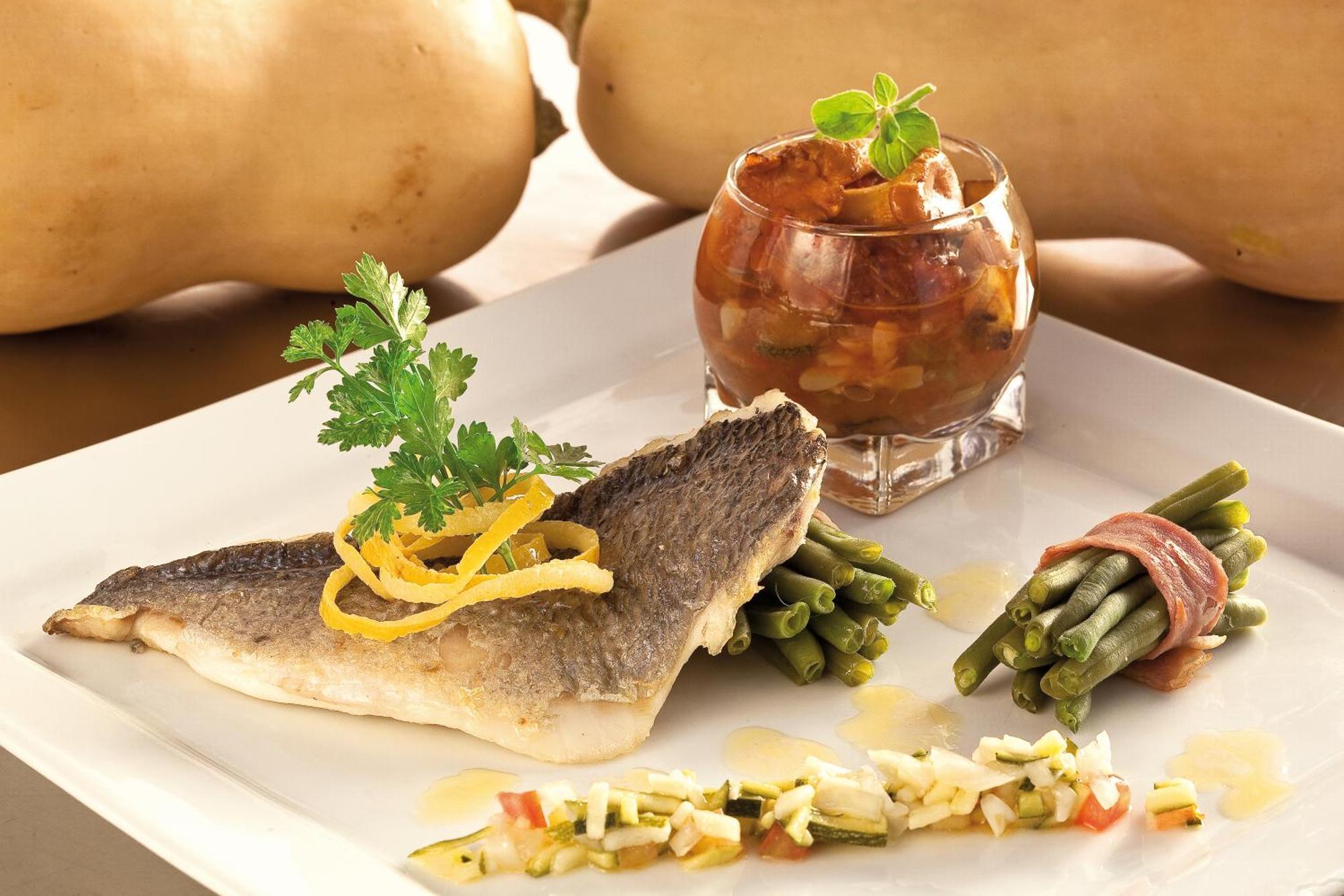 Logis Hotel Restaurant Azalees Tournon-sur-Rhone Zewnętrze zdjęcie