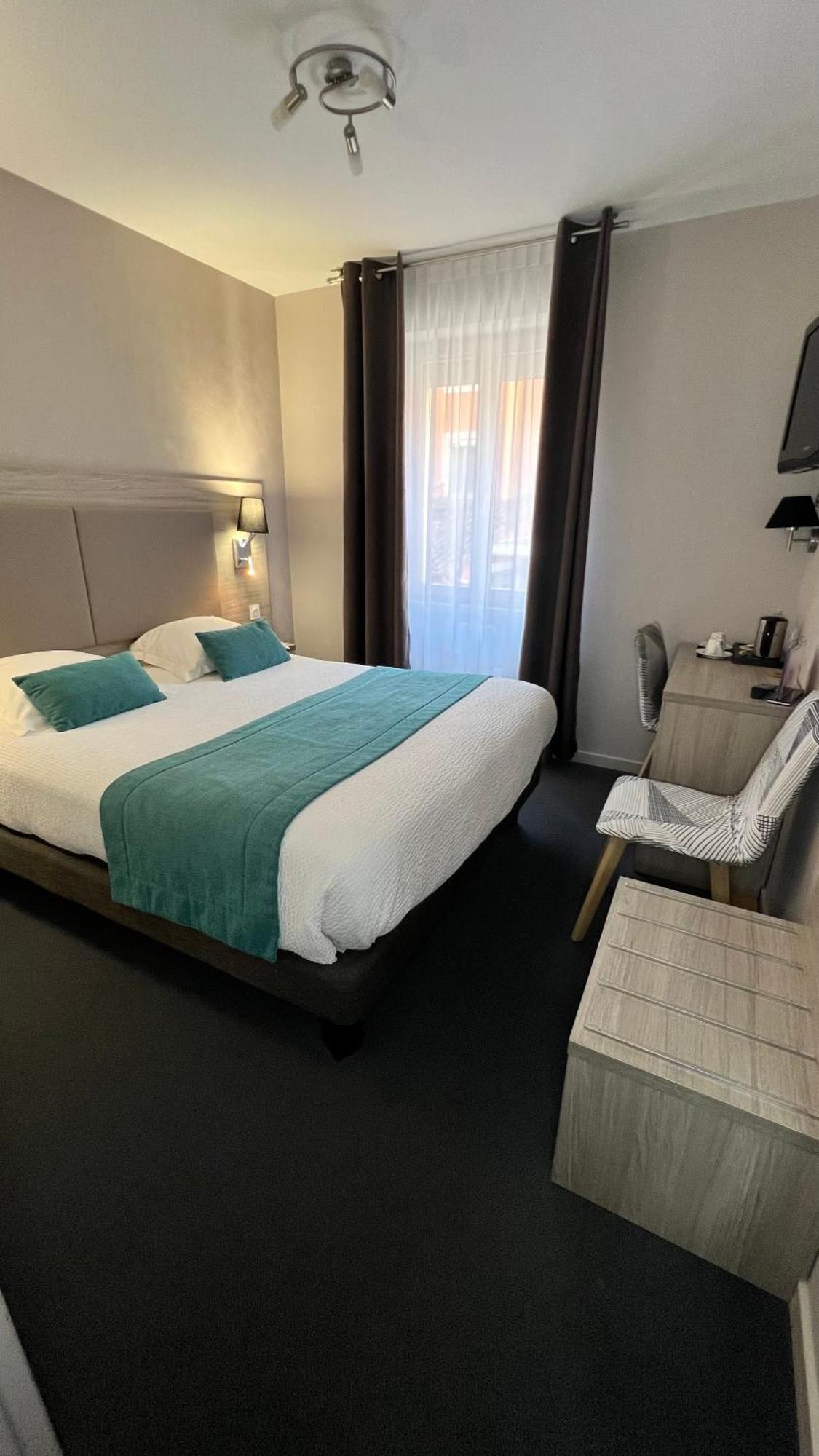 Logis Hotel Restaurant Azalees Tournon-sur-Rhone Zewnętrze zdjęcie