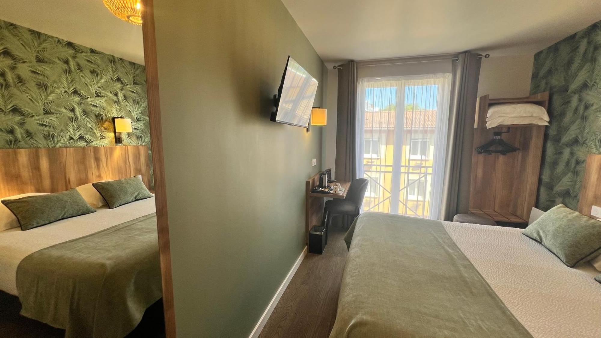Logis Hotel Restaurant Azalees Tournon-sur-Rhone Zewnętrze zdjęcie