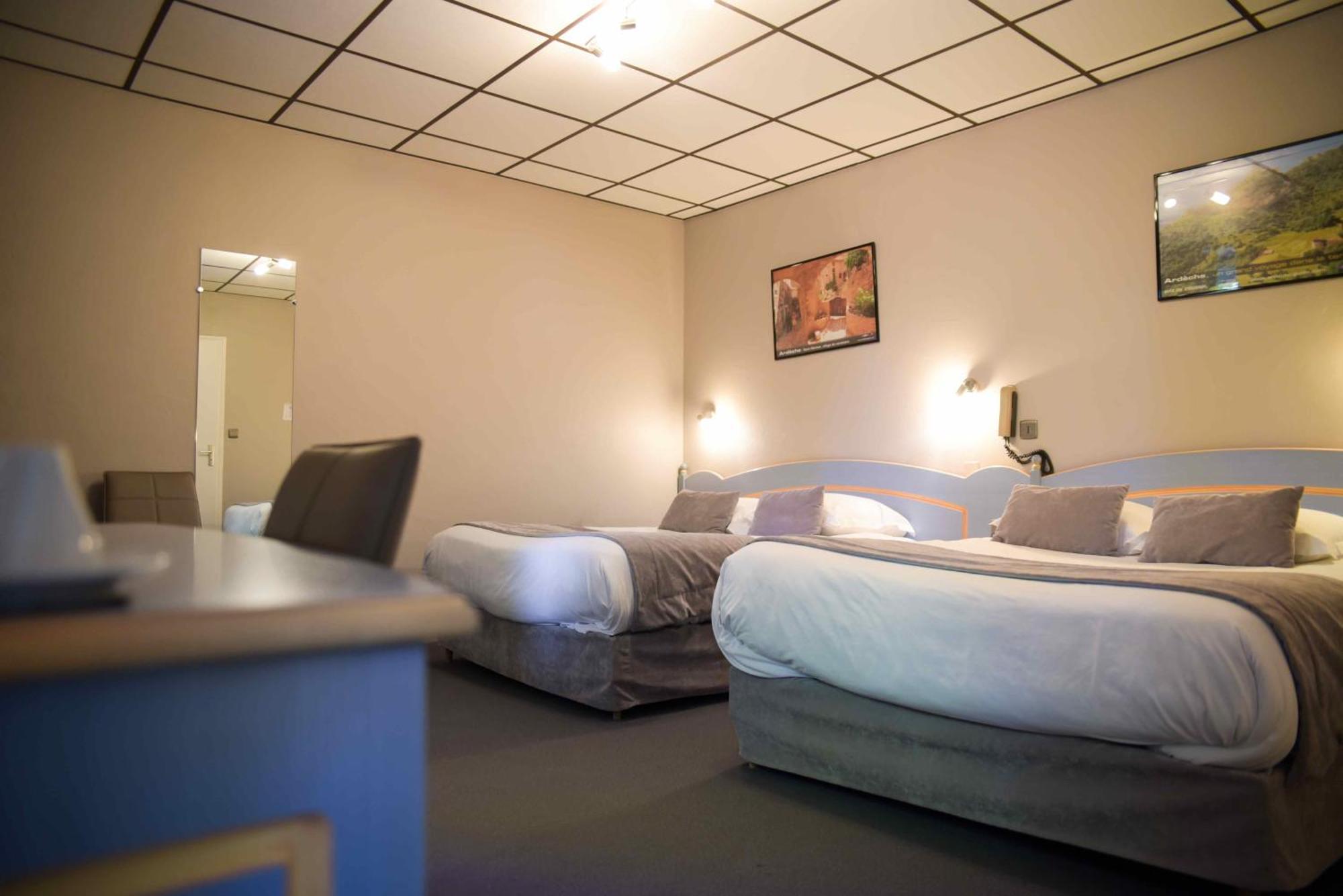 Logis Hotel Restaurant Azalees Tournon-sur-Rhone Zewnętrze zdjęcie