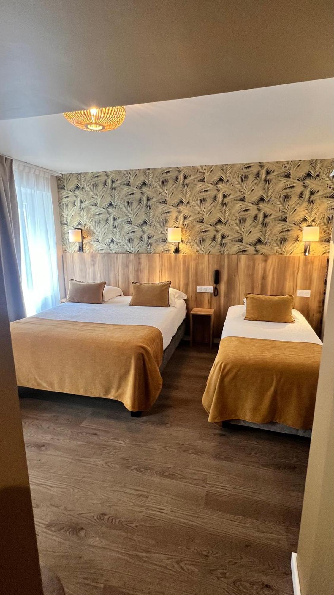 Logis Hotel Restaurant Azalees Tournon-sur-Rhone Zewnętrze zdjęcie