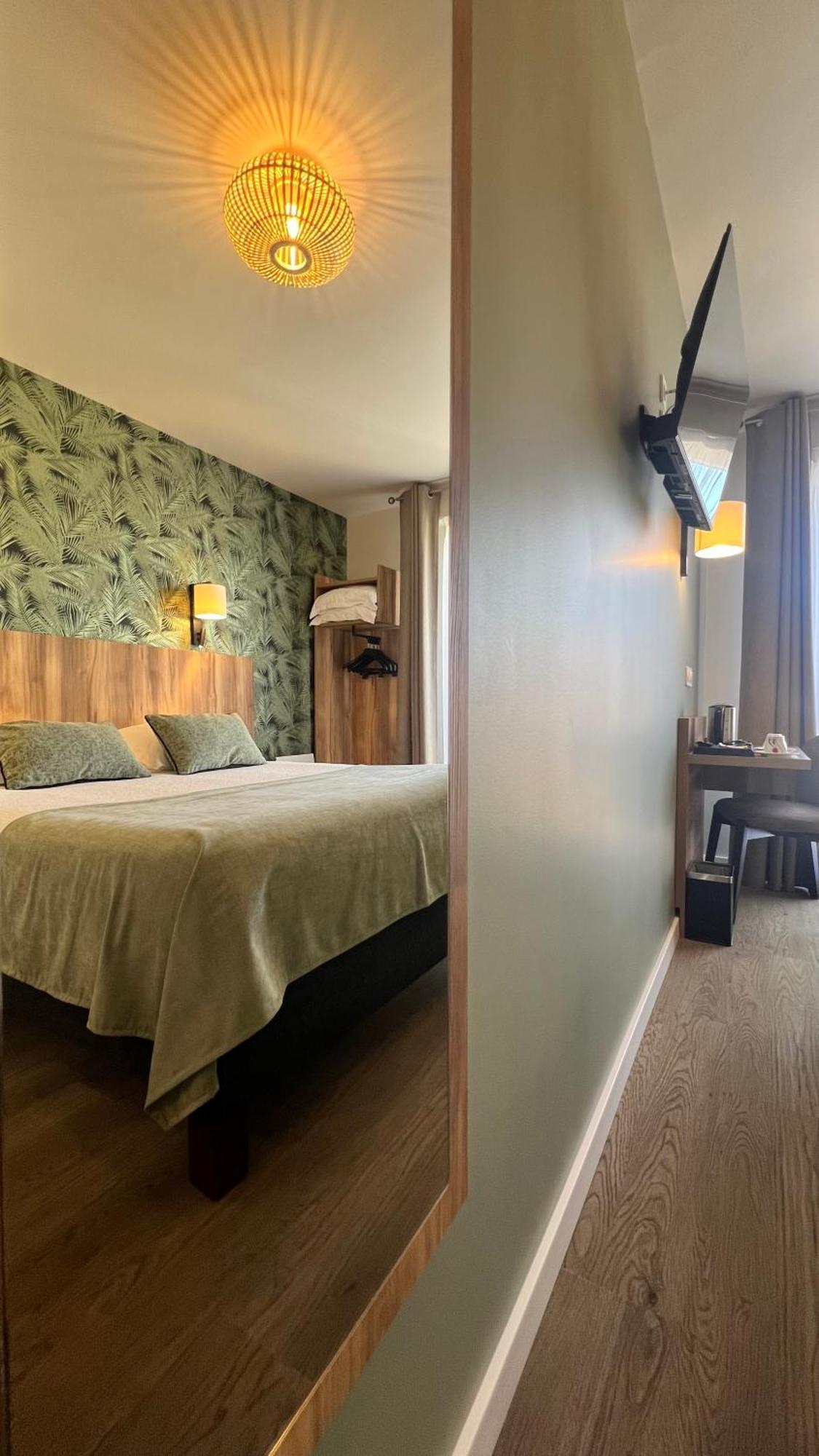 Logis Hotel Restaurant Azalees Tournon-sur-Rhone Zewnętrze zdjęcie