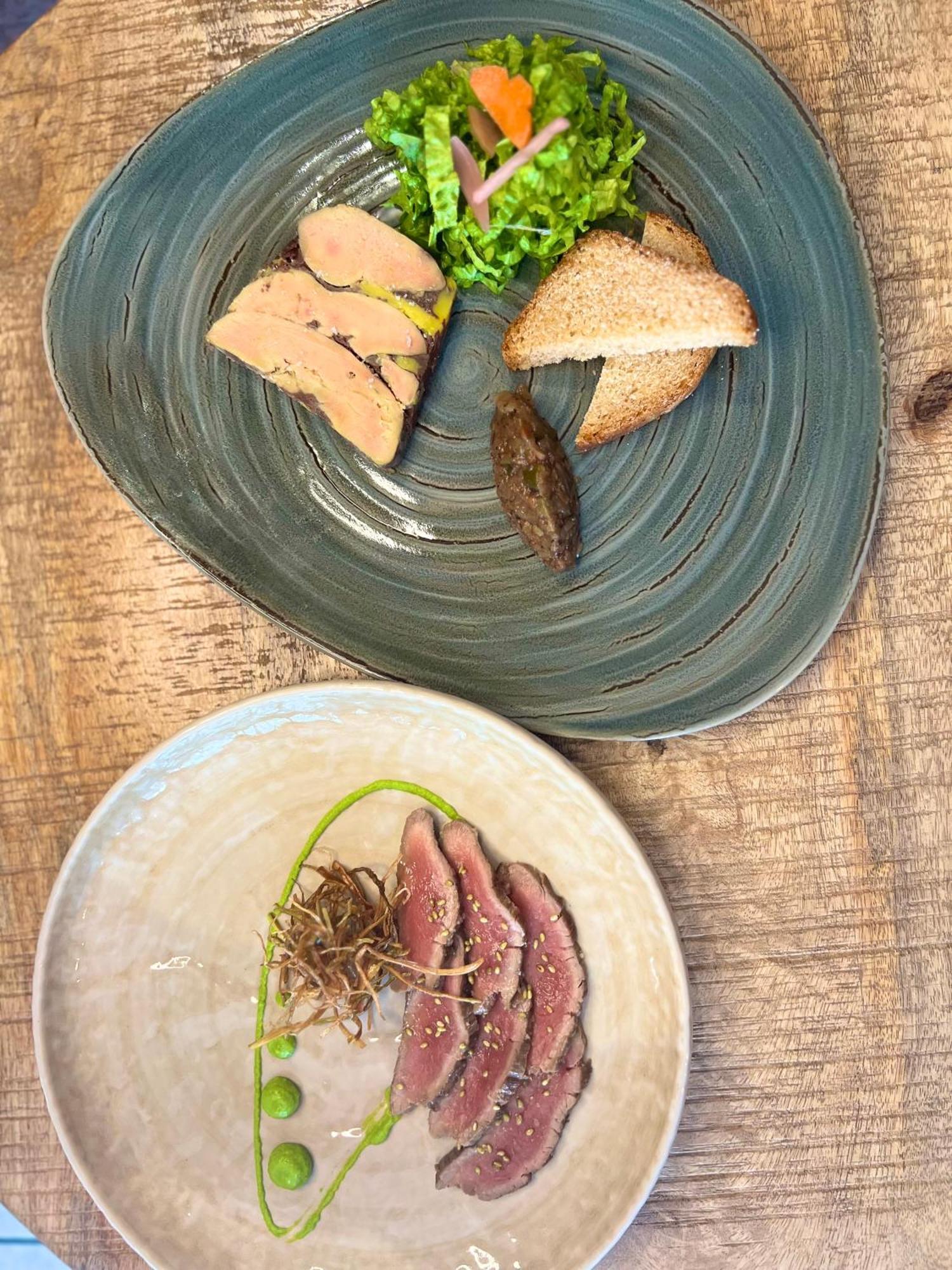 Logis Hotel Restaurant Azalees Tournon-sur-Rhone Zewnętrze zdjęcie