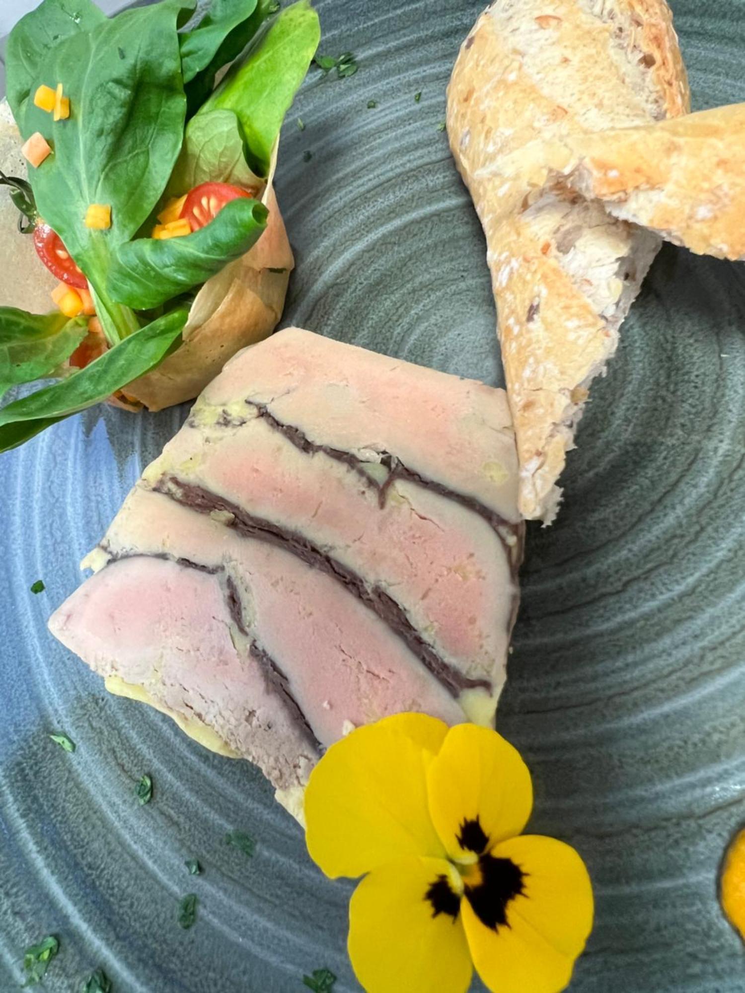 Logis Hotel Restaurant Azalees Tournon-sur-Rhone Zewnętrze zdjęcie