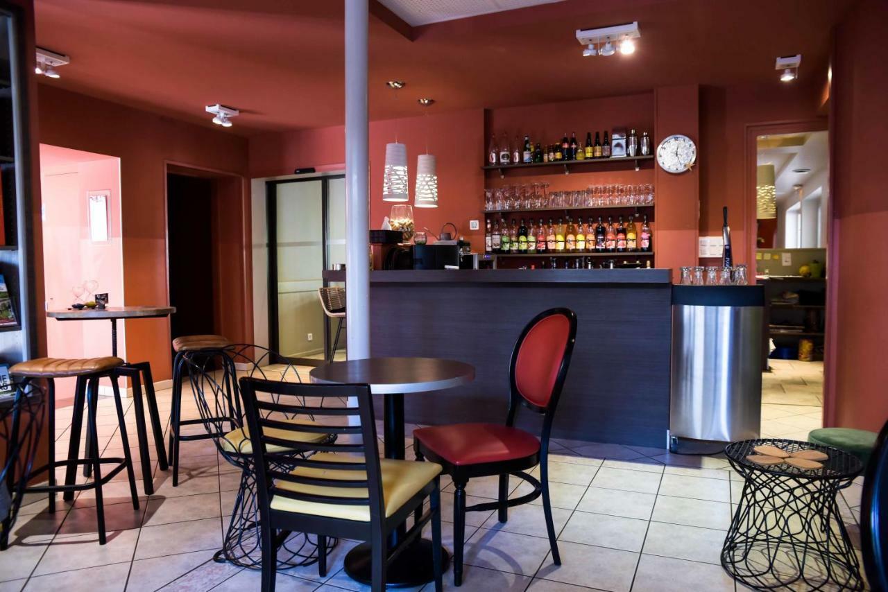 Logis Hotel Restaurant Azalees Tournon-sur-Rhone Zewnętrze zdjęcie